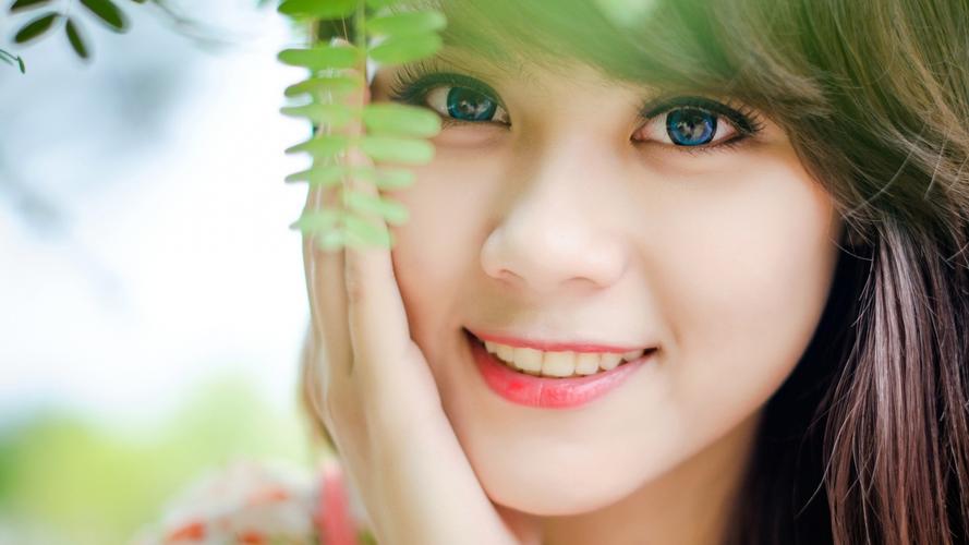 习近平：坚持平等相待、求同存异、互利合作符合中澳两国和两国人民根本利益